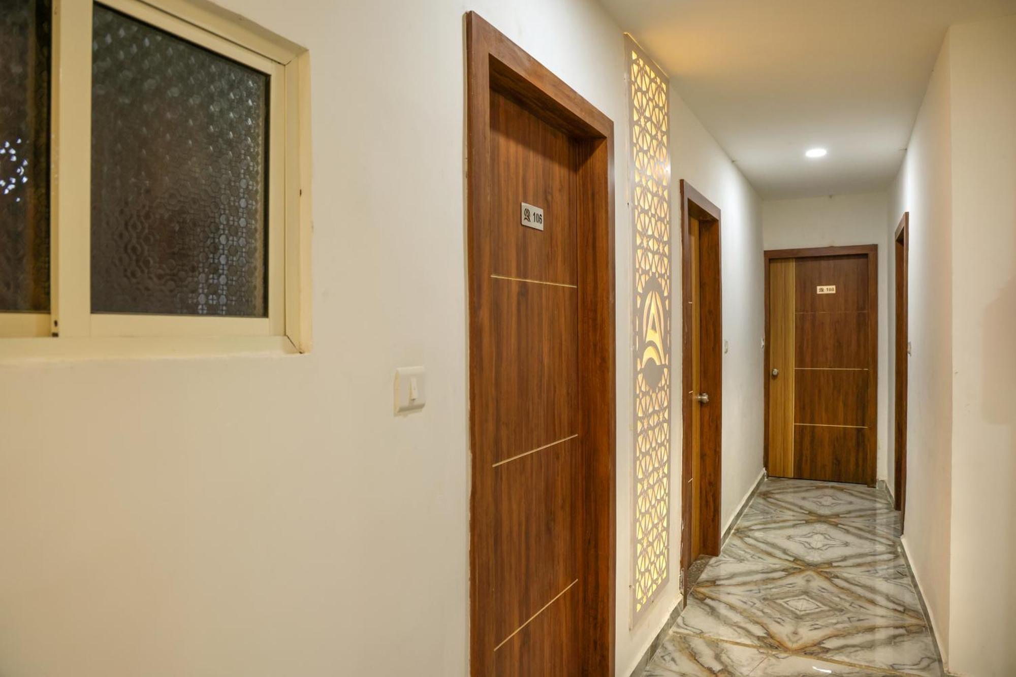 Hotel Aaram Kalupur 아흐메다바드 외부 사진